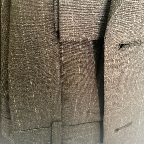 Gentleman’s 2 Piece Suit. Izod. - Picture 5 of 13